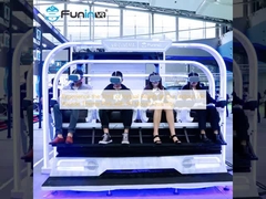 İç mekan VR Arcade Tema Parkımızda sanal gerçekliğin heyecanını yaşayın.